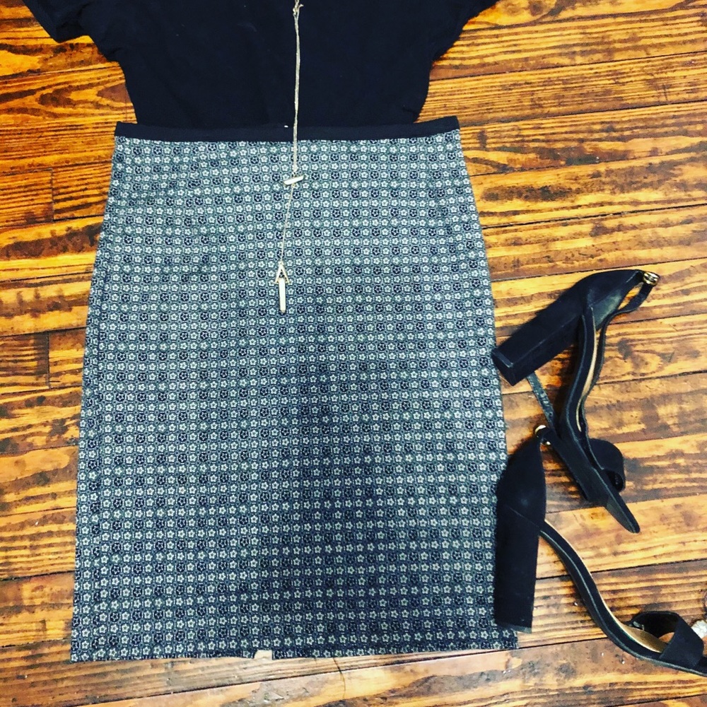 Pencil skirt